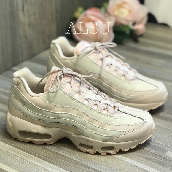 NWT Nike Air Max 95 Lux Guava Ice W AUTHENTIC - Picture 6 of 8